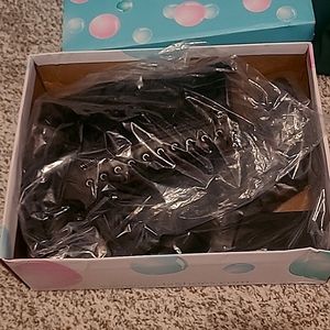 SODA chunky black lace up booties